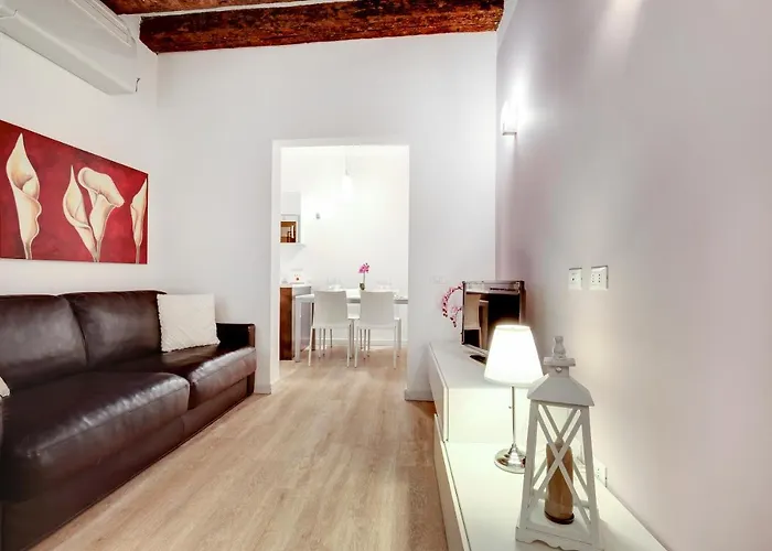 Botteri Palace Apartments By Wonderful Italy