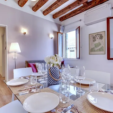 Botteri Palace Apartments By Wonderful Italy Venice Exterior photo